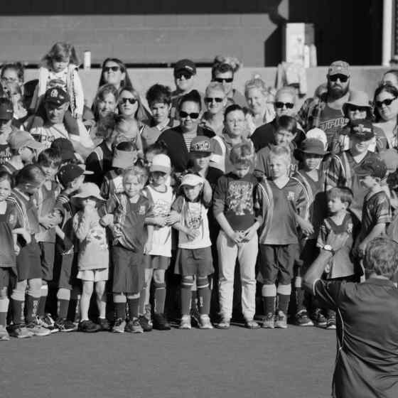 365 people from the Darwin hockey family link up to say NO MORE to family violence.